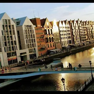 Zuraw Apartment Gdansk