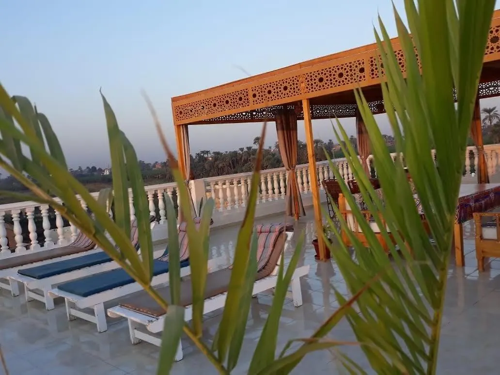 Luxor VIP Apartments 0*,