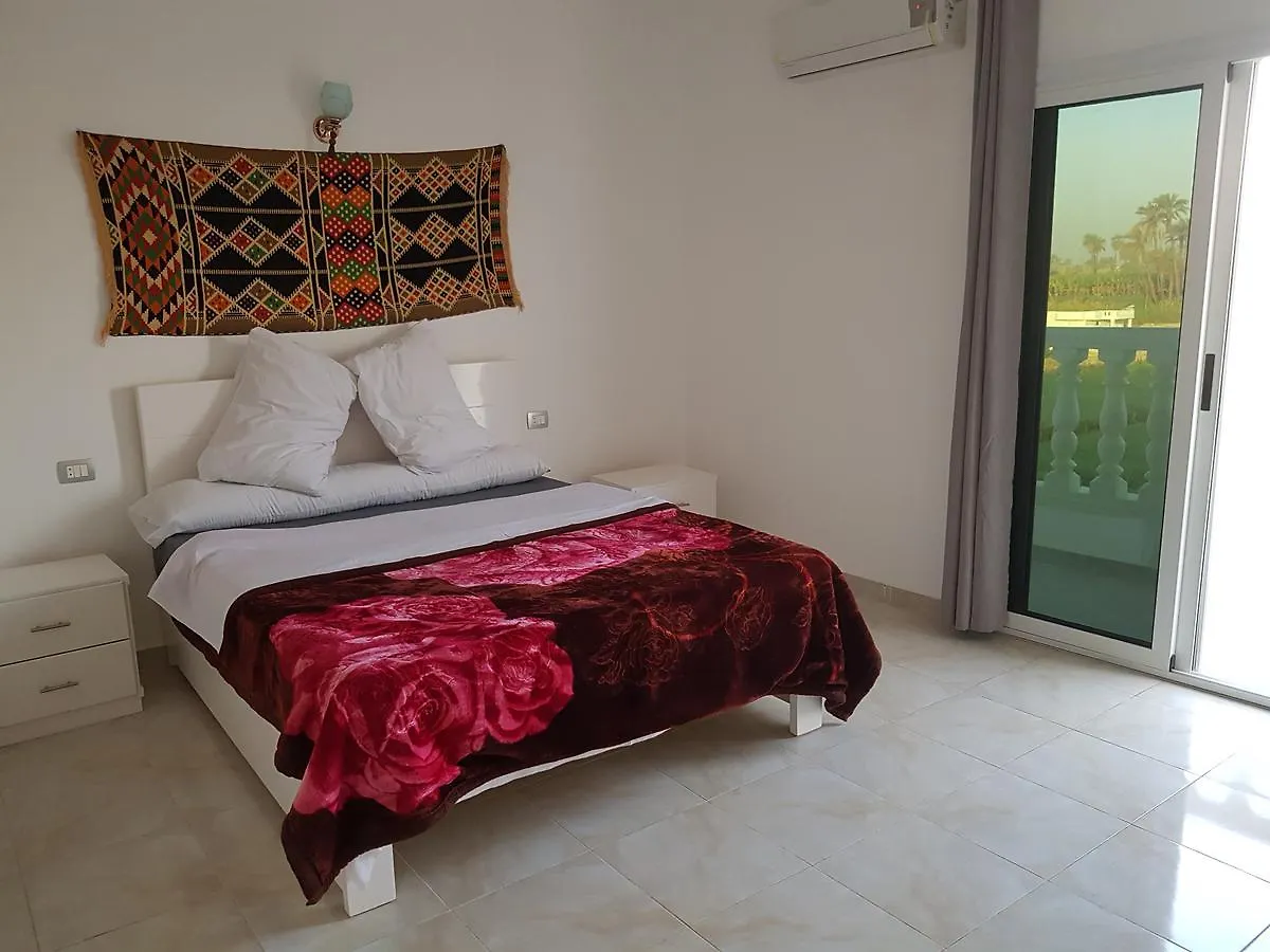Luxor VIP Apartments 0*,